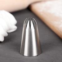 Насадка кондитерская "Закрытая звезда", арт 3831043, d 3 см, вых. 0,6 см, шт