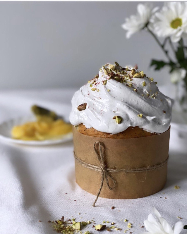 Лимонно маковая творожная пасха. Лимонно маковый кулич с творогом. Лимонно маковый кулич. Кулич с маковой начинкой. Лимонно маковый кулич с творогом.