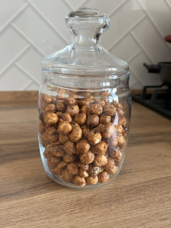 Фундук ядро (11-13) жар. карамелизованное, 100 гр. (фасовка ИМ)